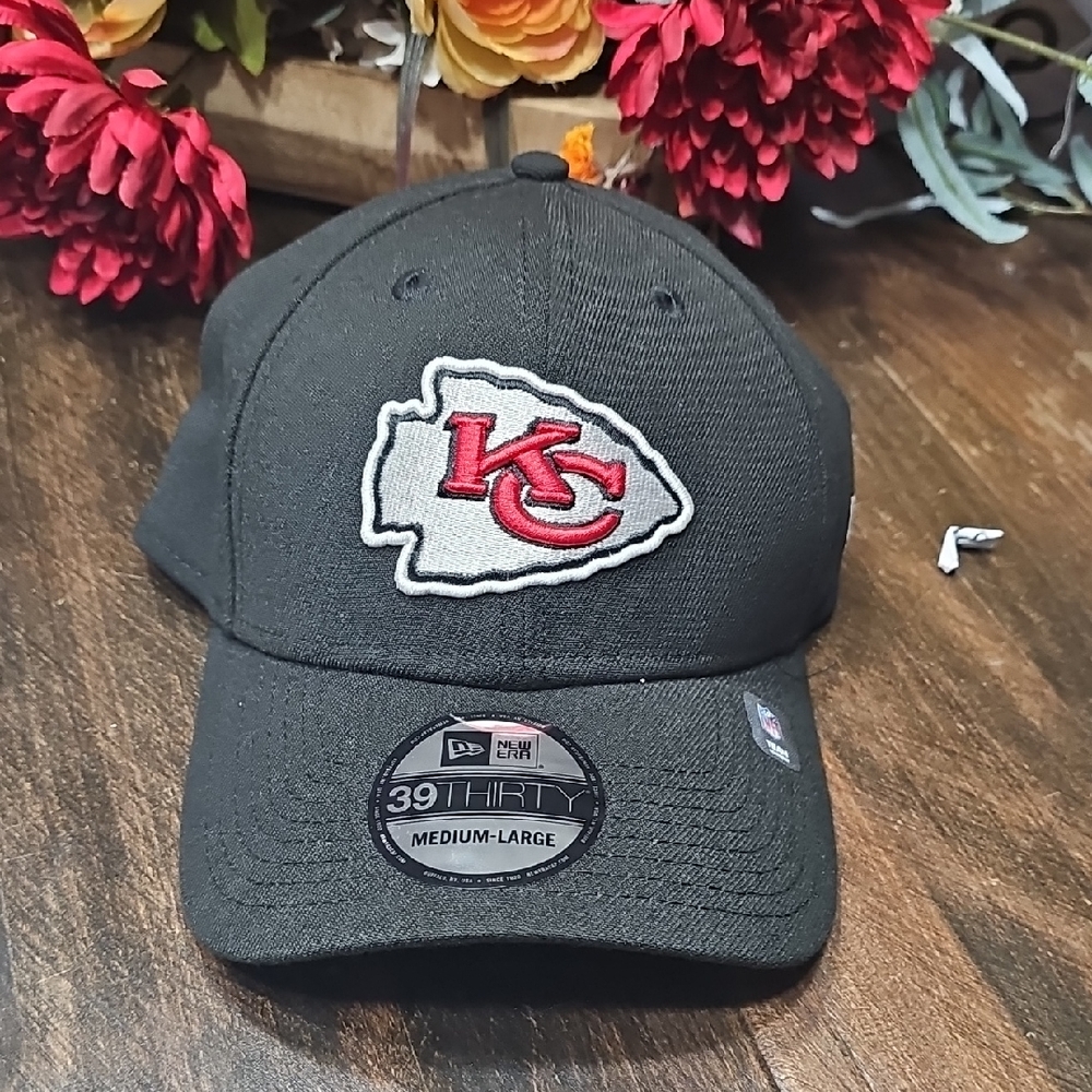 NFL Black Chiefs Logo Cap